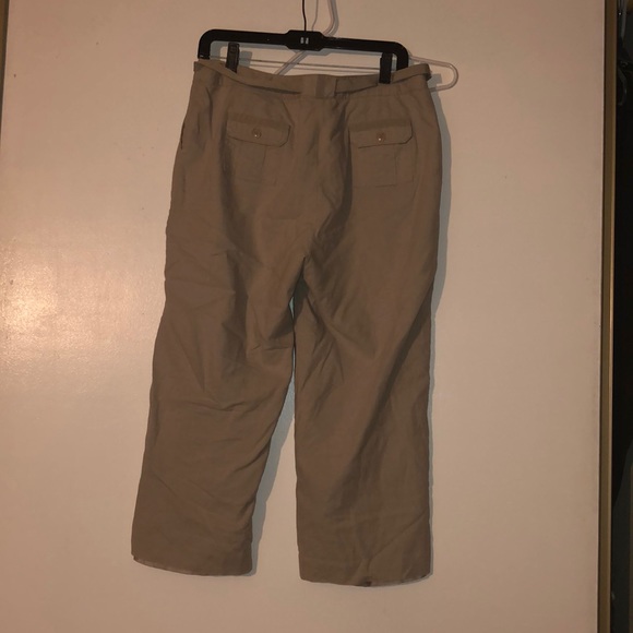 Capris - Picture 4 of 4